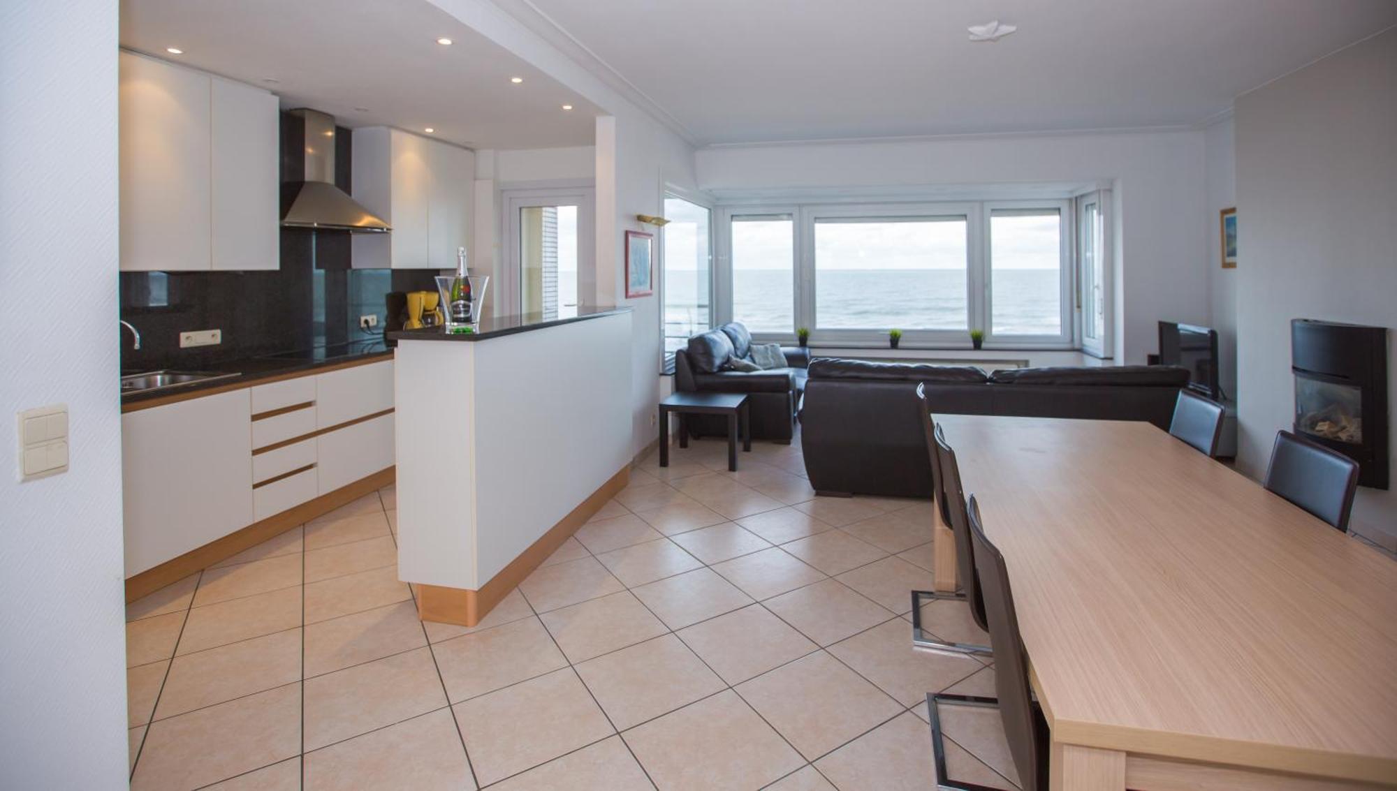 Bright Apartment With Sea View Ostenda Esterno foto